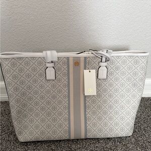 Tory Burch Tote purse Bag style 81964 ivory gray NWT